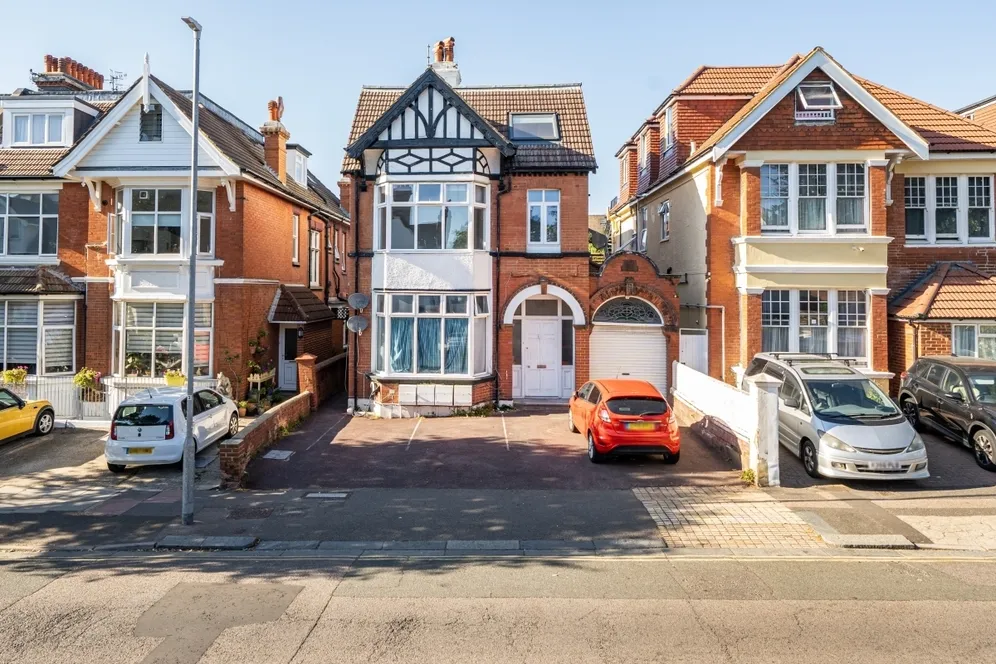 Davigdor Road Hove BN3 photo 3
