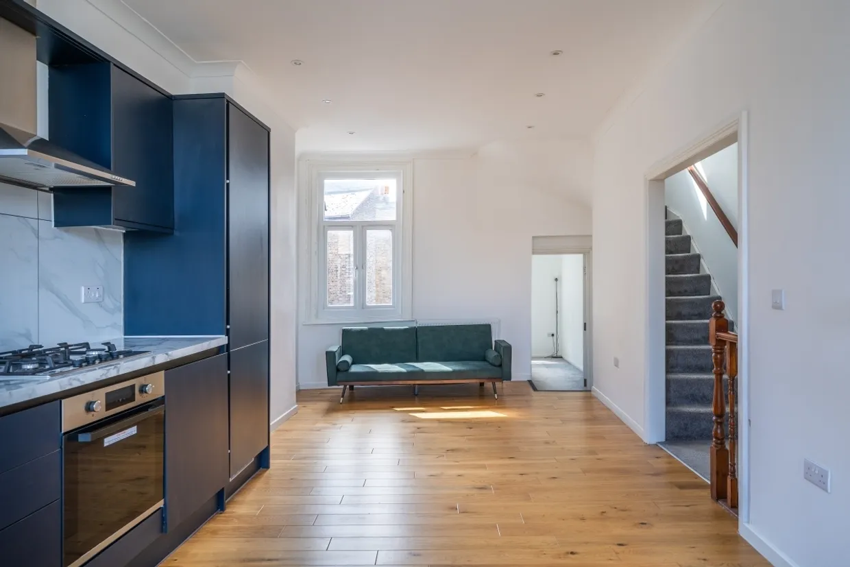 Cavendish Road London SW12 photo 4