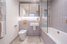 The Eades, 11 Selborne Road London E17 photo 4