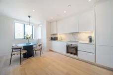 Voss Court London SW16 photo 2