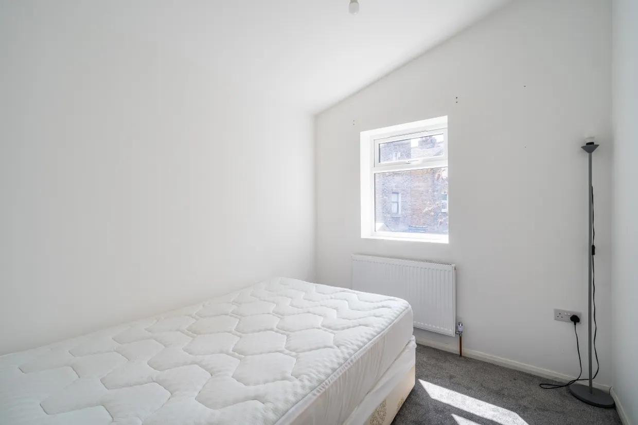 Cavendish Road London SW12 photo 14