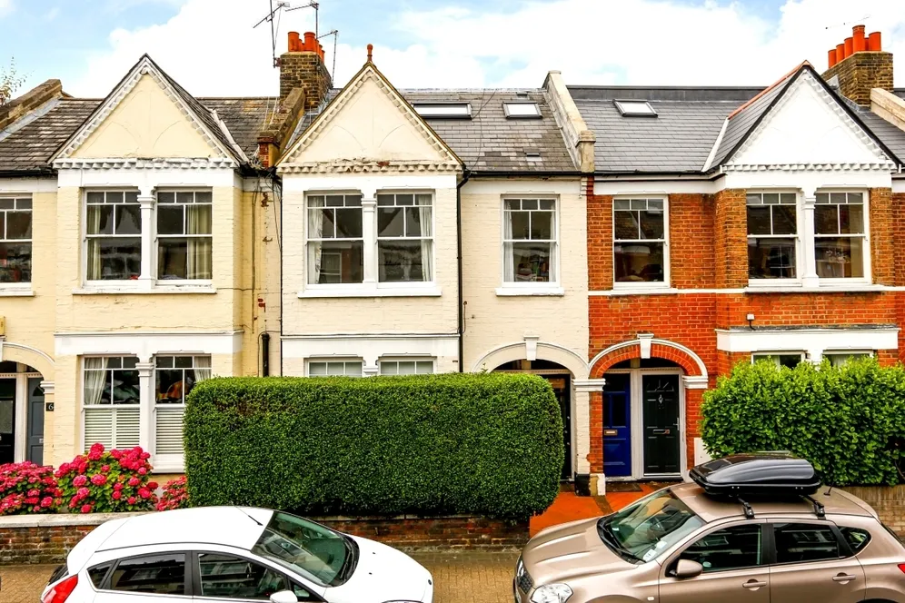 Penwith Road London SW18 photo 11