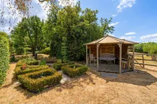 Isington Road, Isington, GU34 photo 7