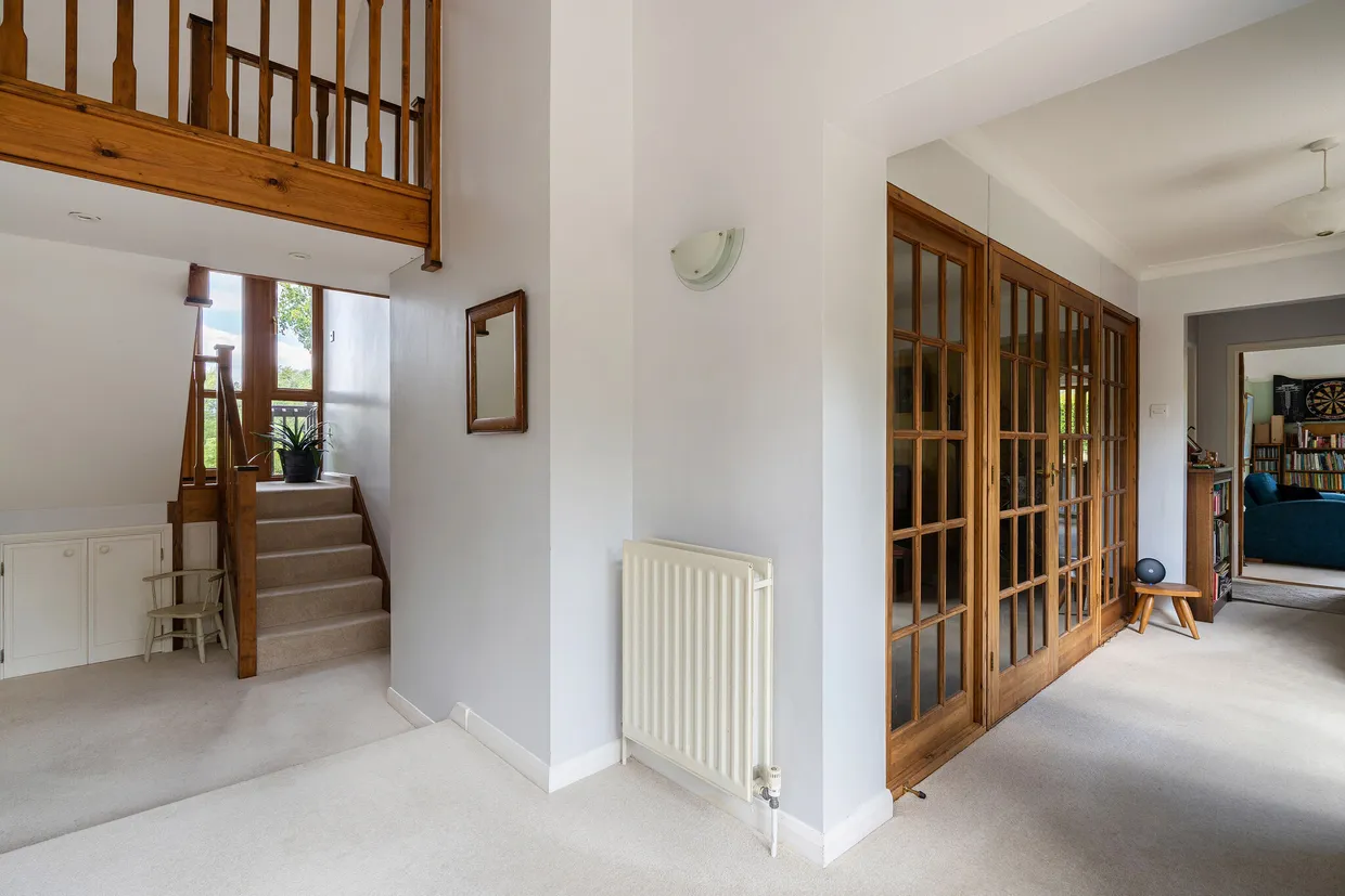 Isington Road, Isington, GU34 photo 12