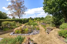 Isington Road, Isington, GU34 photo 19