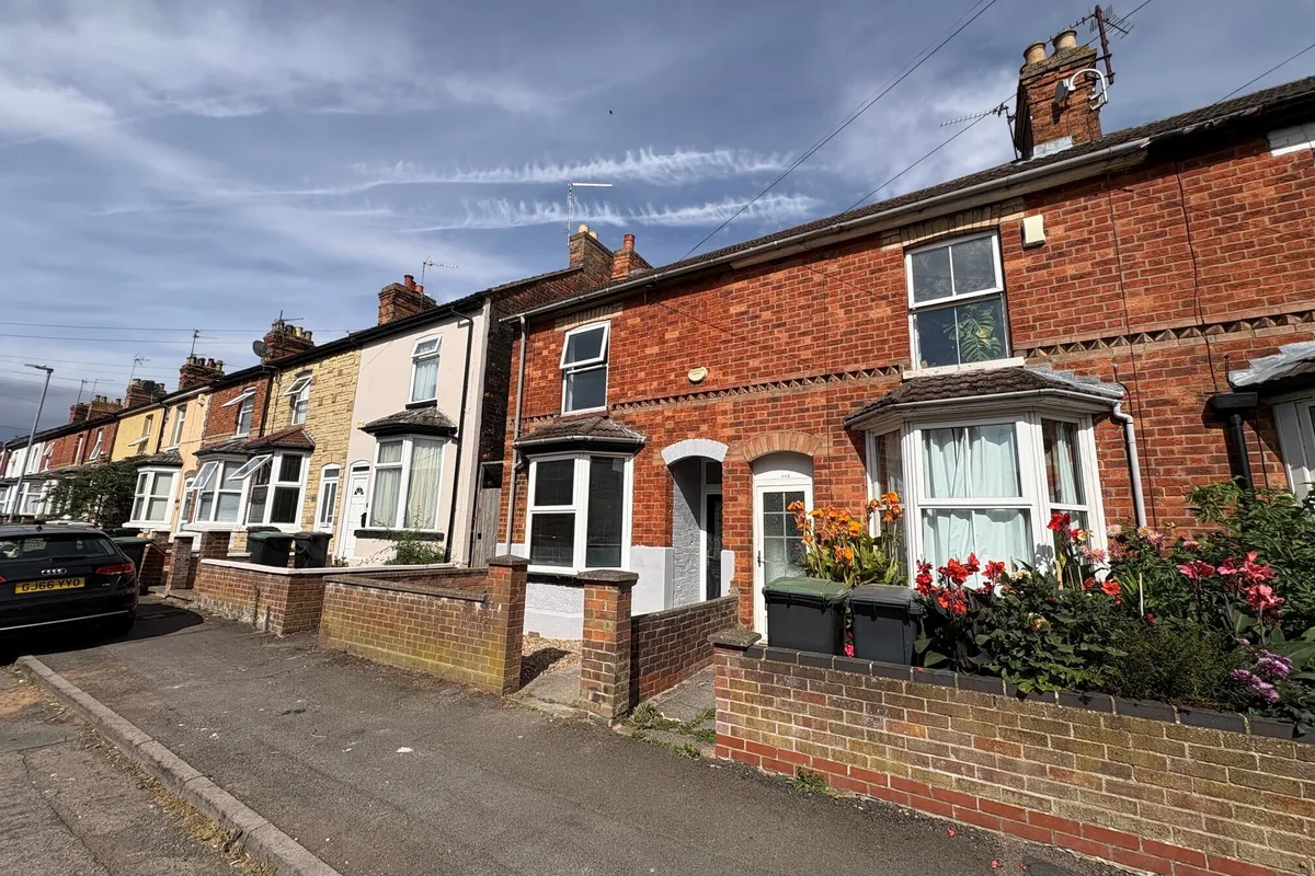 Cromwell Road, RUSHDEN