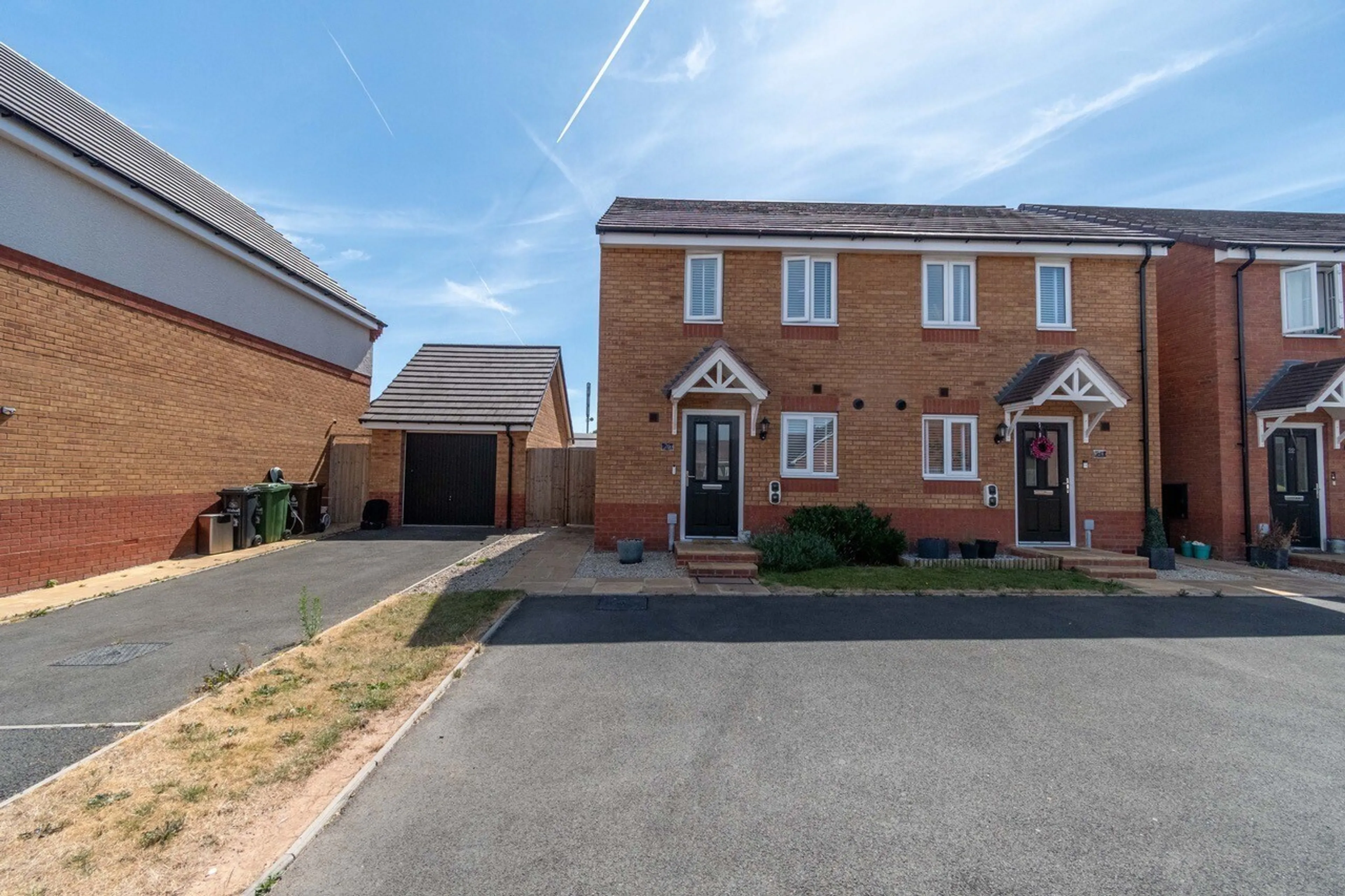 Property photo 0