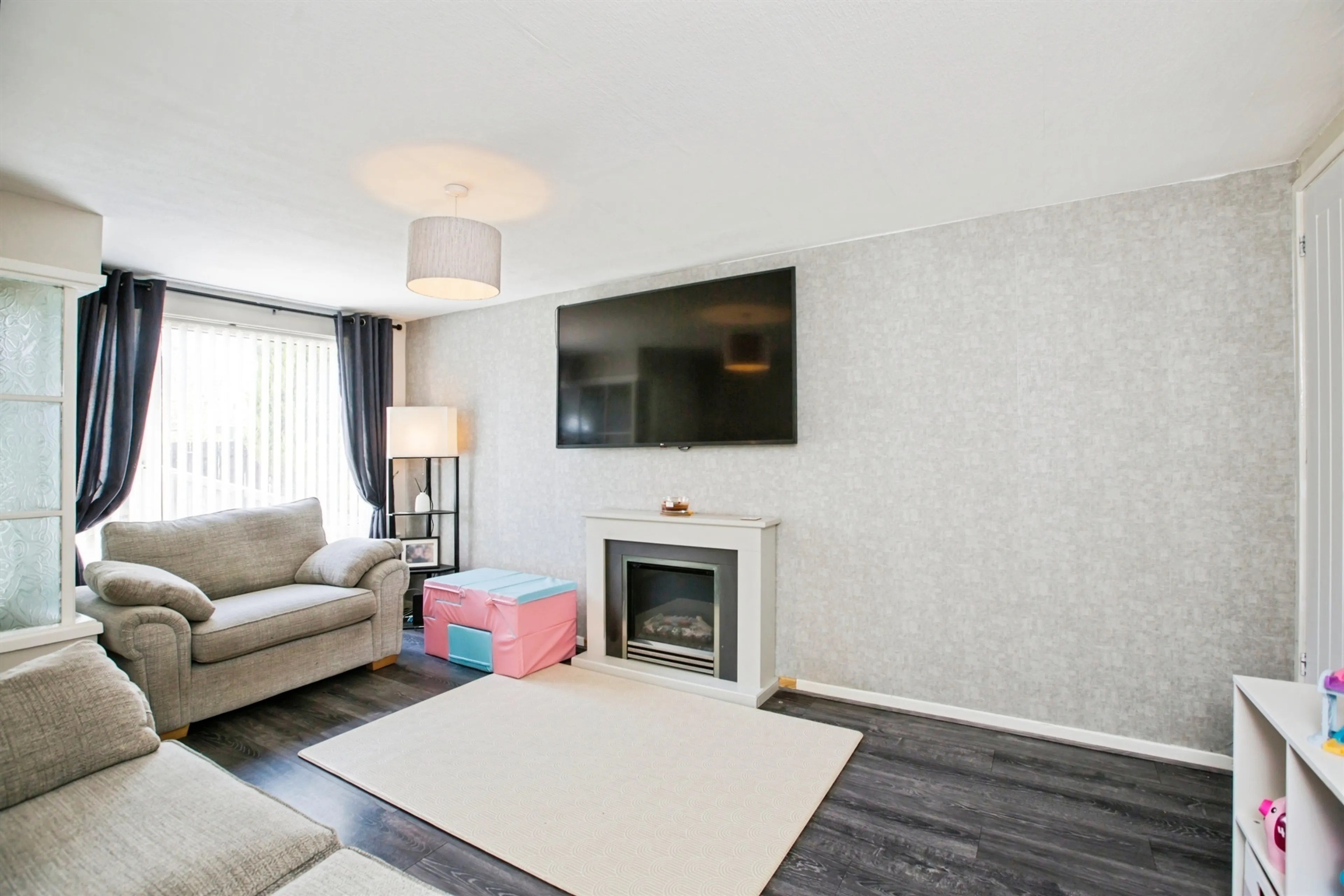 Property at Ashfield Close, Halifax
