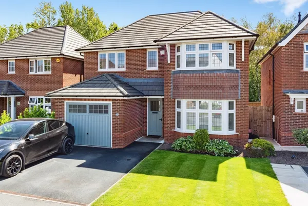 Membury Drive, Great Sankey, Warringt...