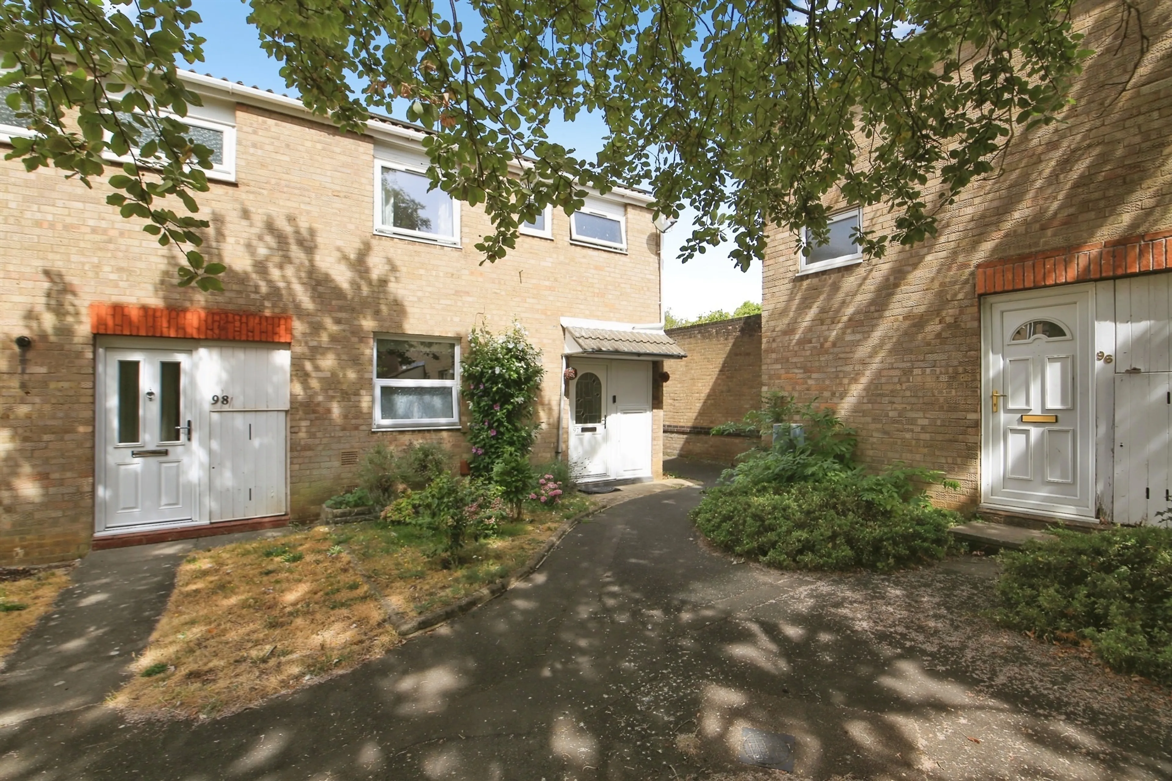 Property photo 0
