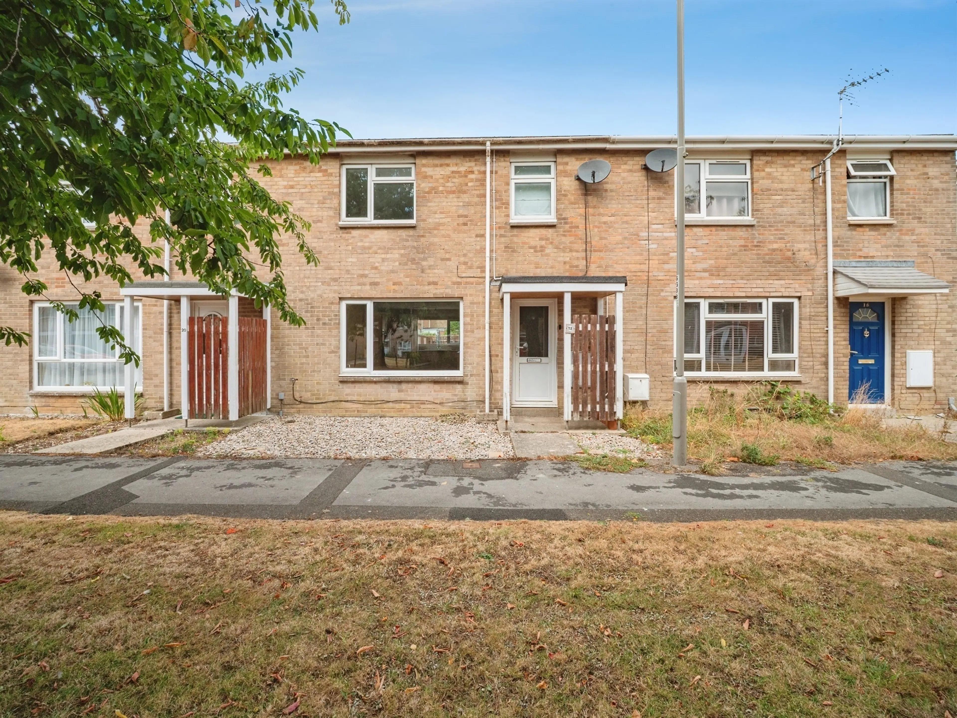 Property photo 0