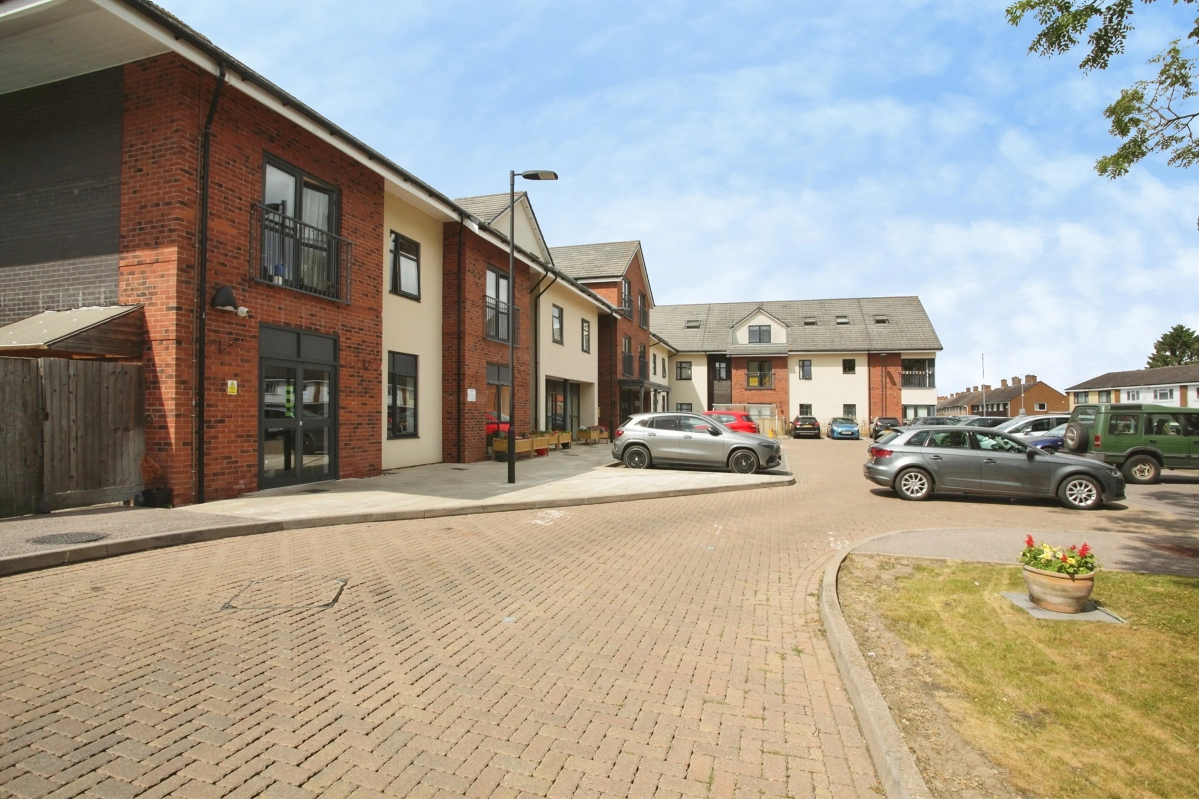 Property at Pettiver Crescent, Rugby