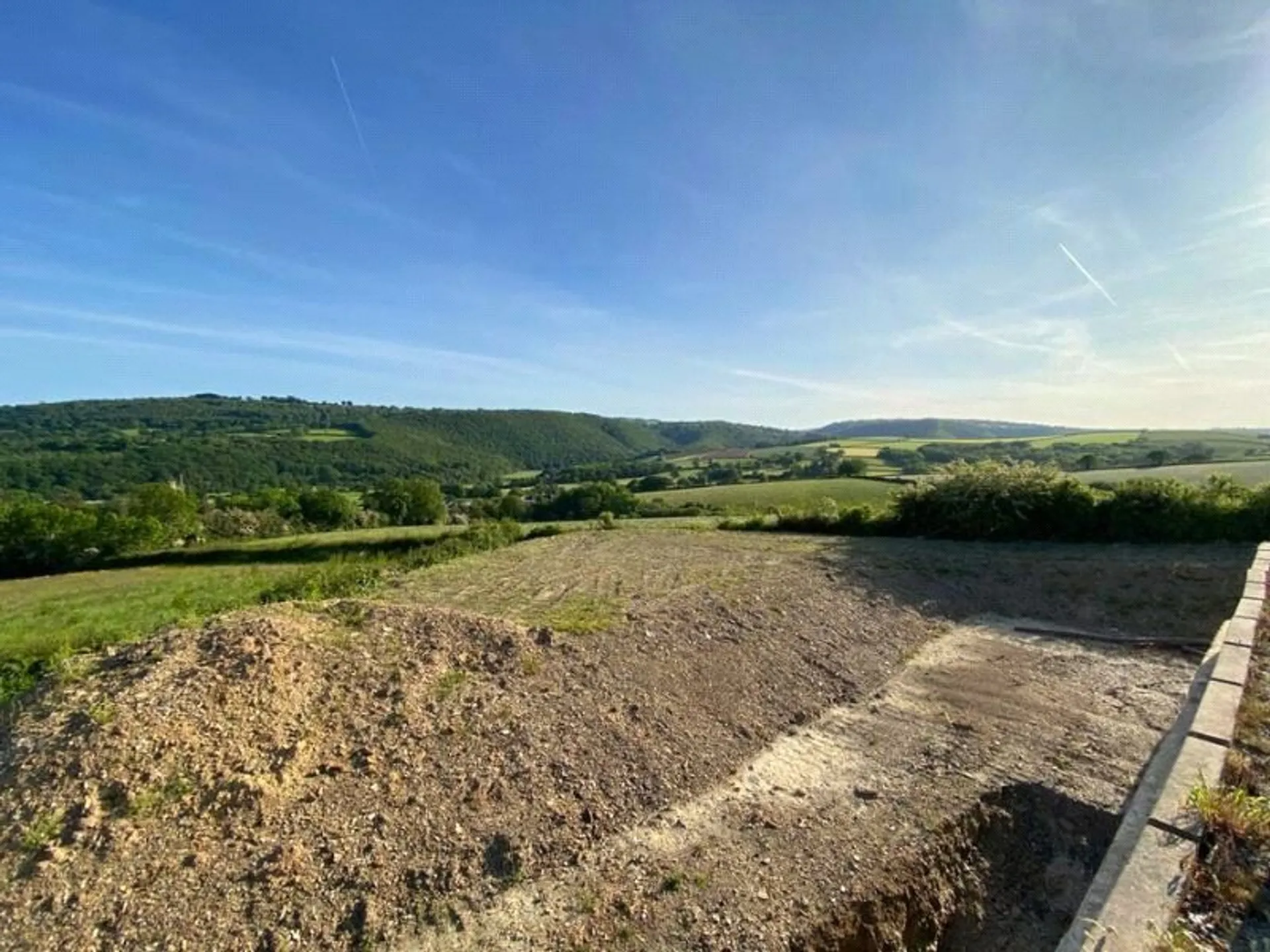 Property photo top 3