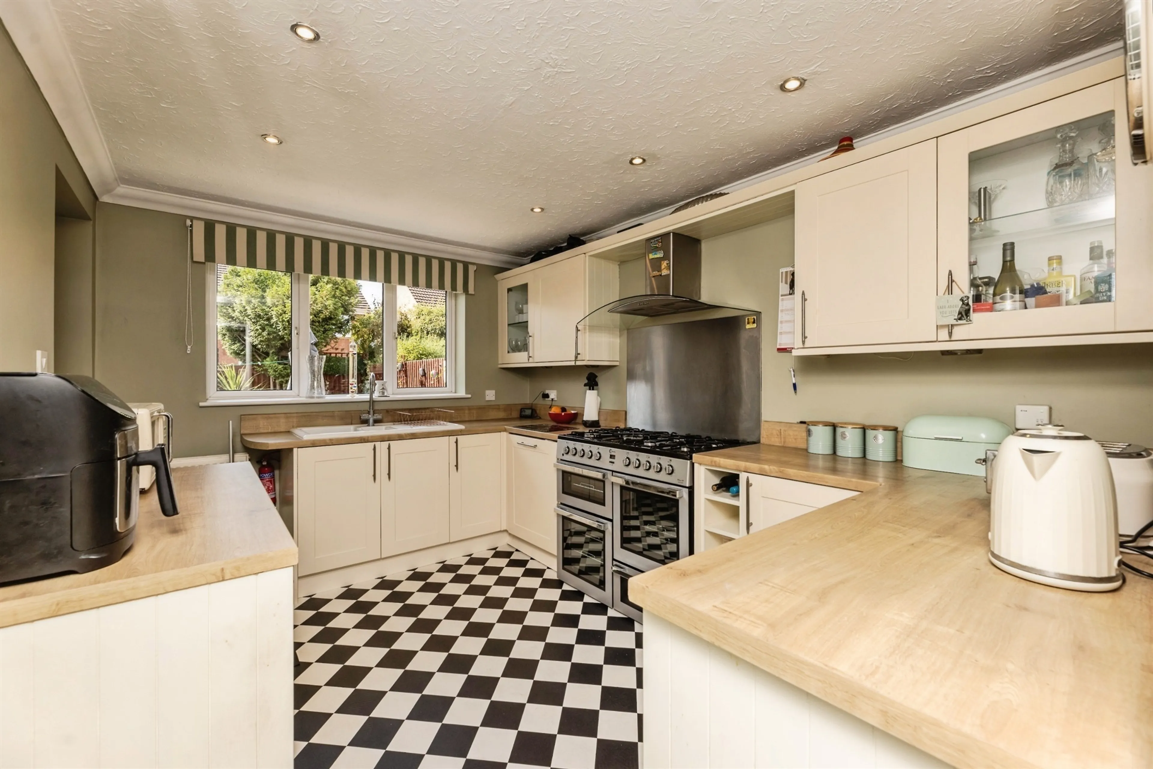 Property at Cavendish Avenue, Pontefract