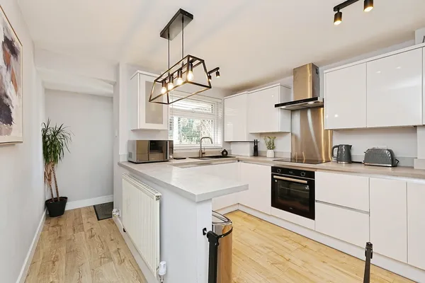Mowbray Road, London, SE19