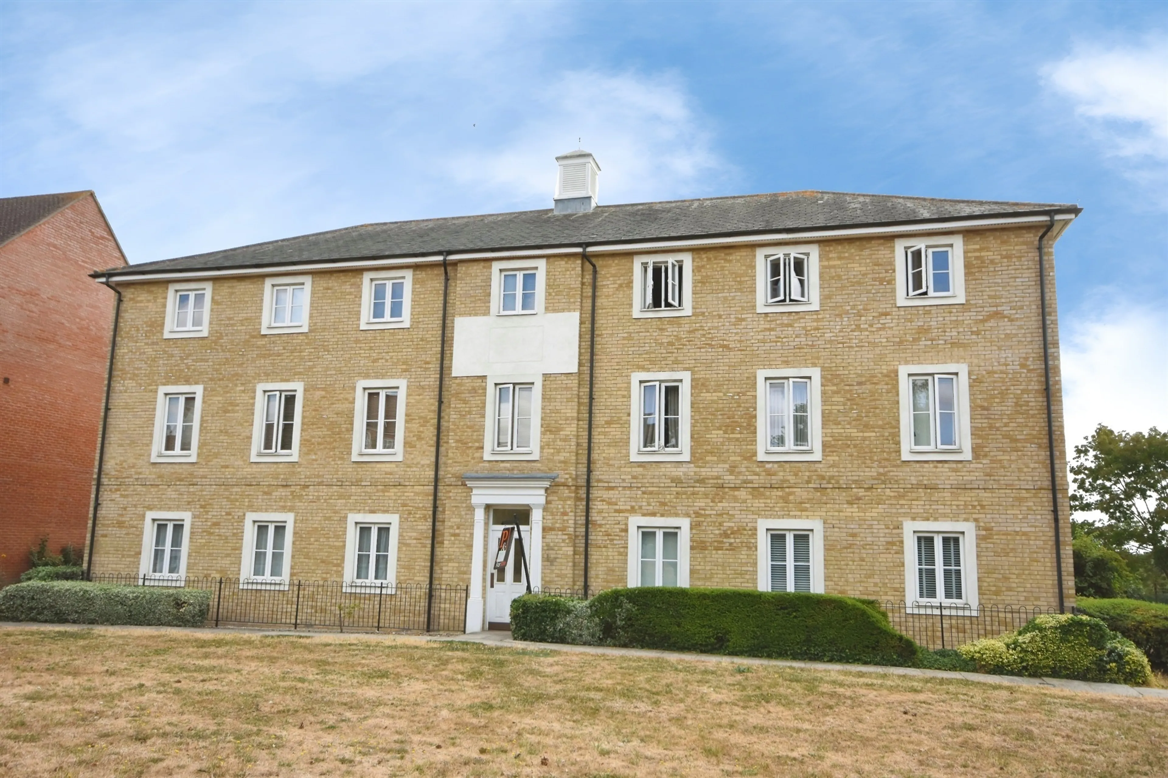Property photo 0
