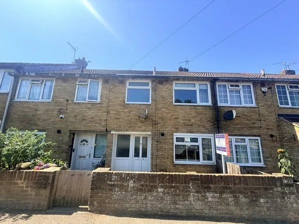 Yarrow Road, Chatham, Kent, ME5