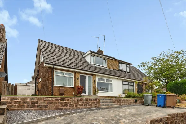 Elmpark Way, Rochdale, Greater Manche...