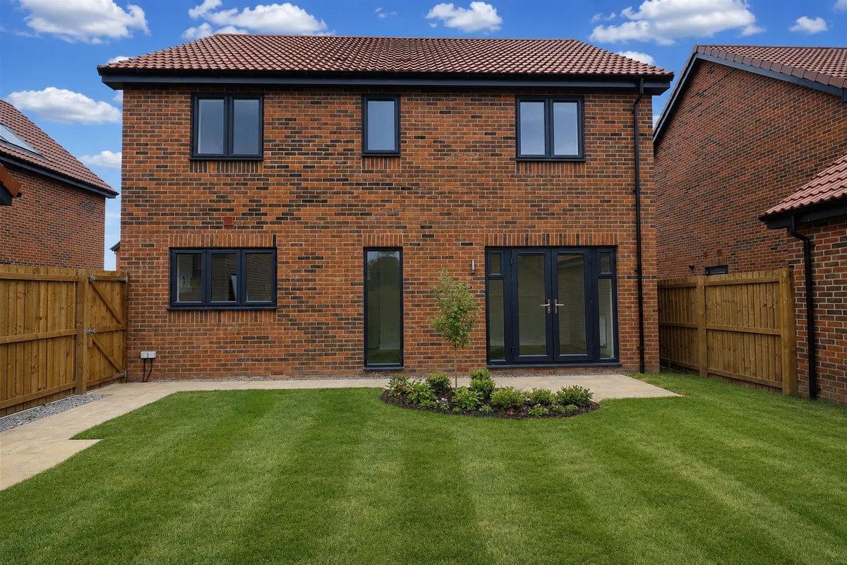 Blenheim Avenue, Brough