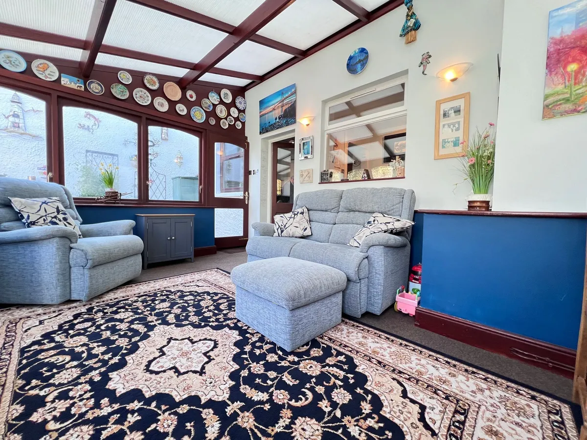 Port Road East, Barry, CF62