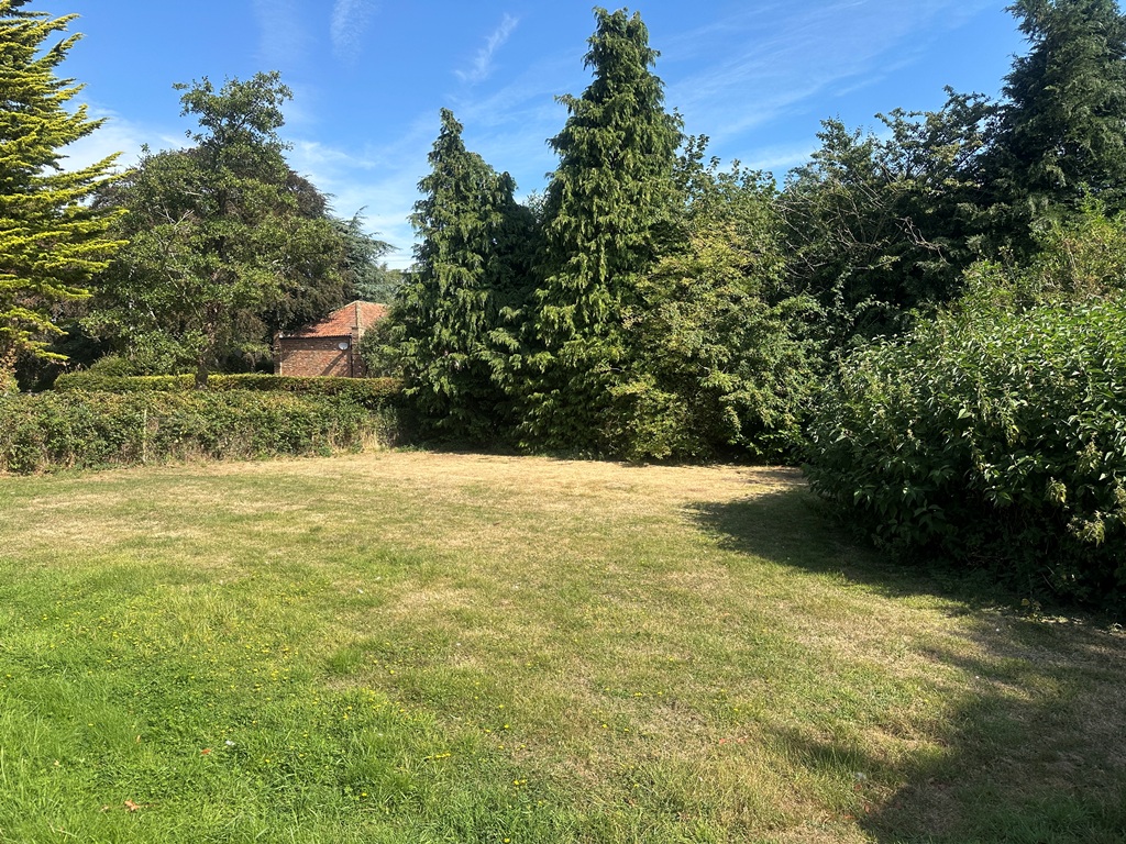 Home Farm Bungalow, Main Road, Aylesby, DN37 7AW Image 14