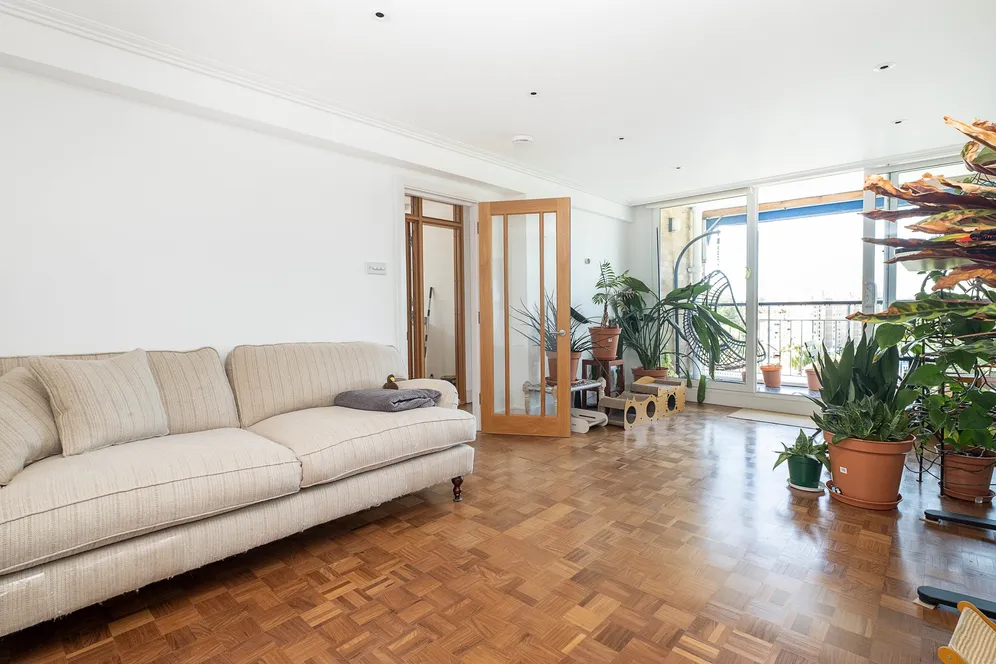Albany Park Road, Kingston Upon Thames, KT2 photo 3