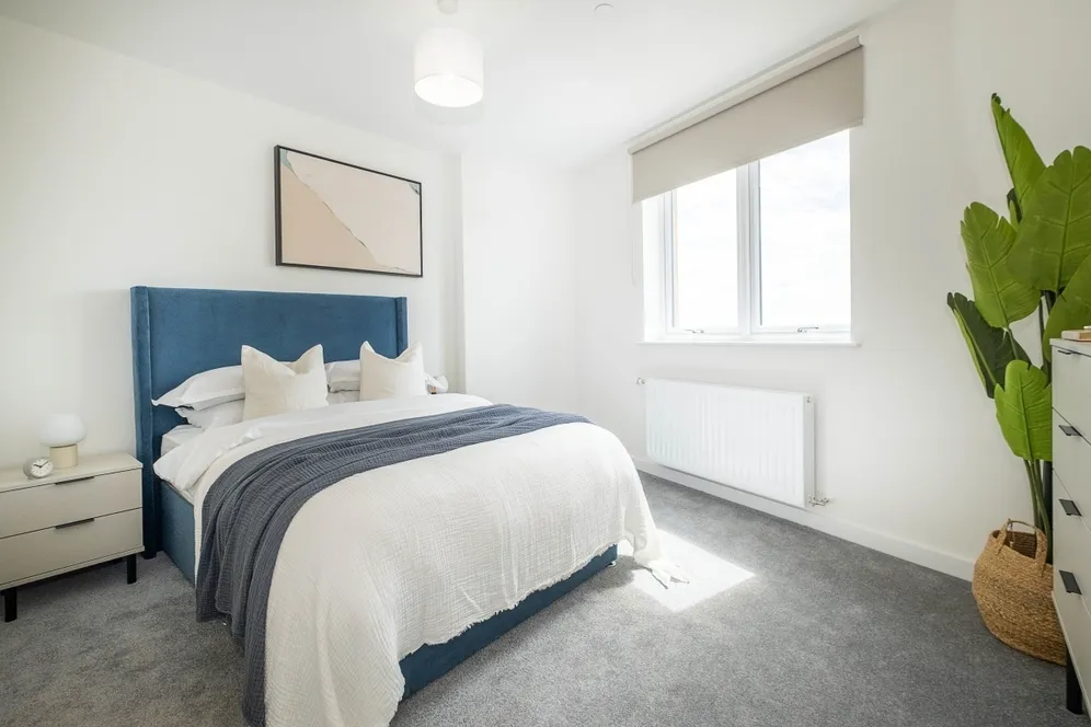 Elmsleigh Road Staines TW18 photo 2