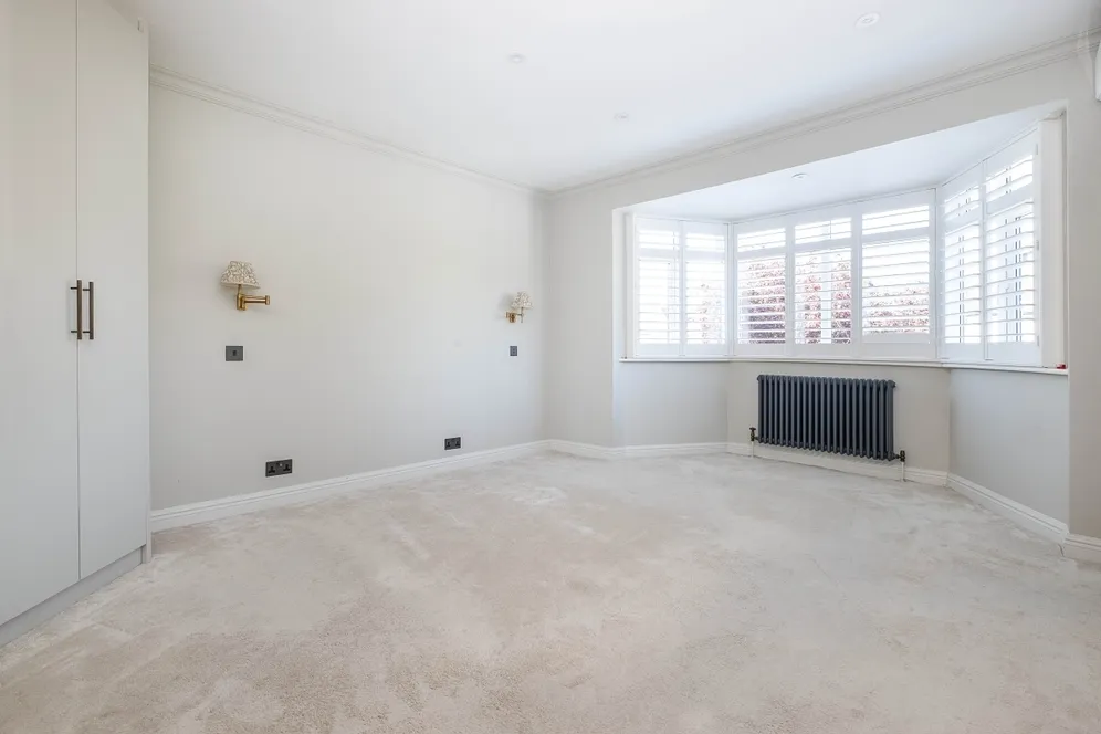 Dickerage Road Kingston Upon Thames KT1 photo 5