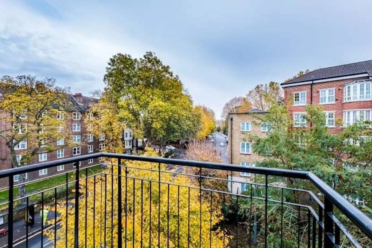 Amhurst Road London E8 photo 8