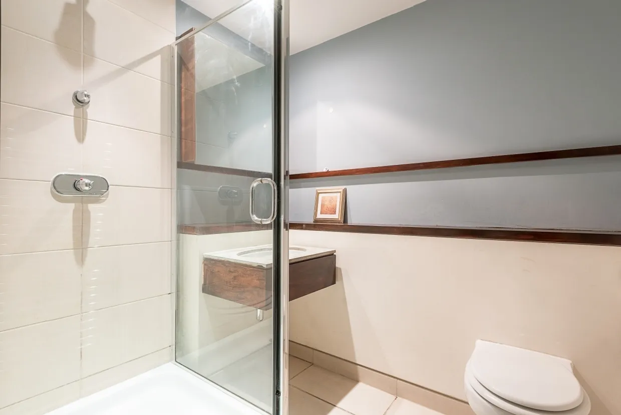 Praed Street Paddington W2 photo 9