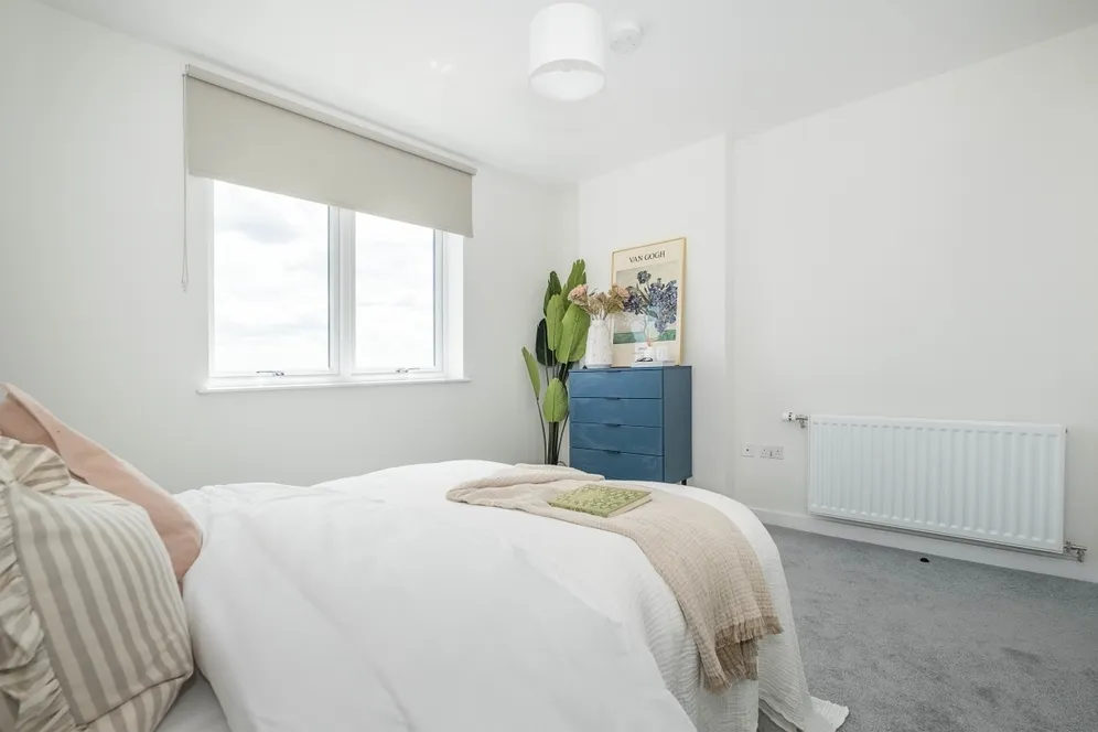 Elmsleigh Road Staines TW18 photo 7