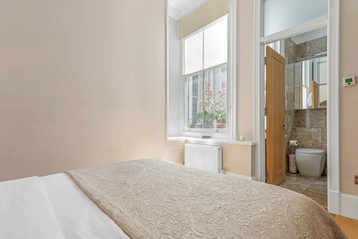 Kensington Court London W8 photo 9
