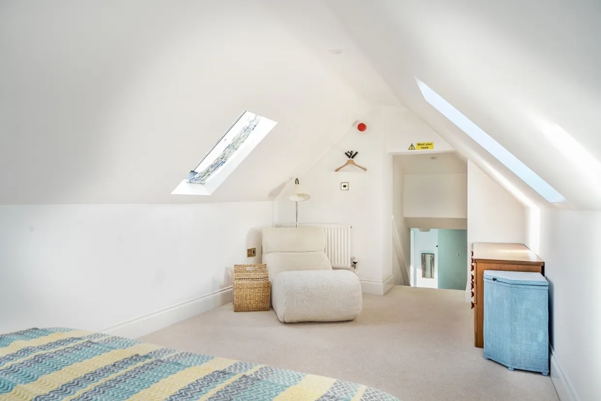 Englishcombe Lane Bath BA2 photo 8