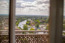Elmsleigh Road Staines TW18 photo 8