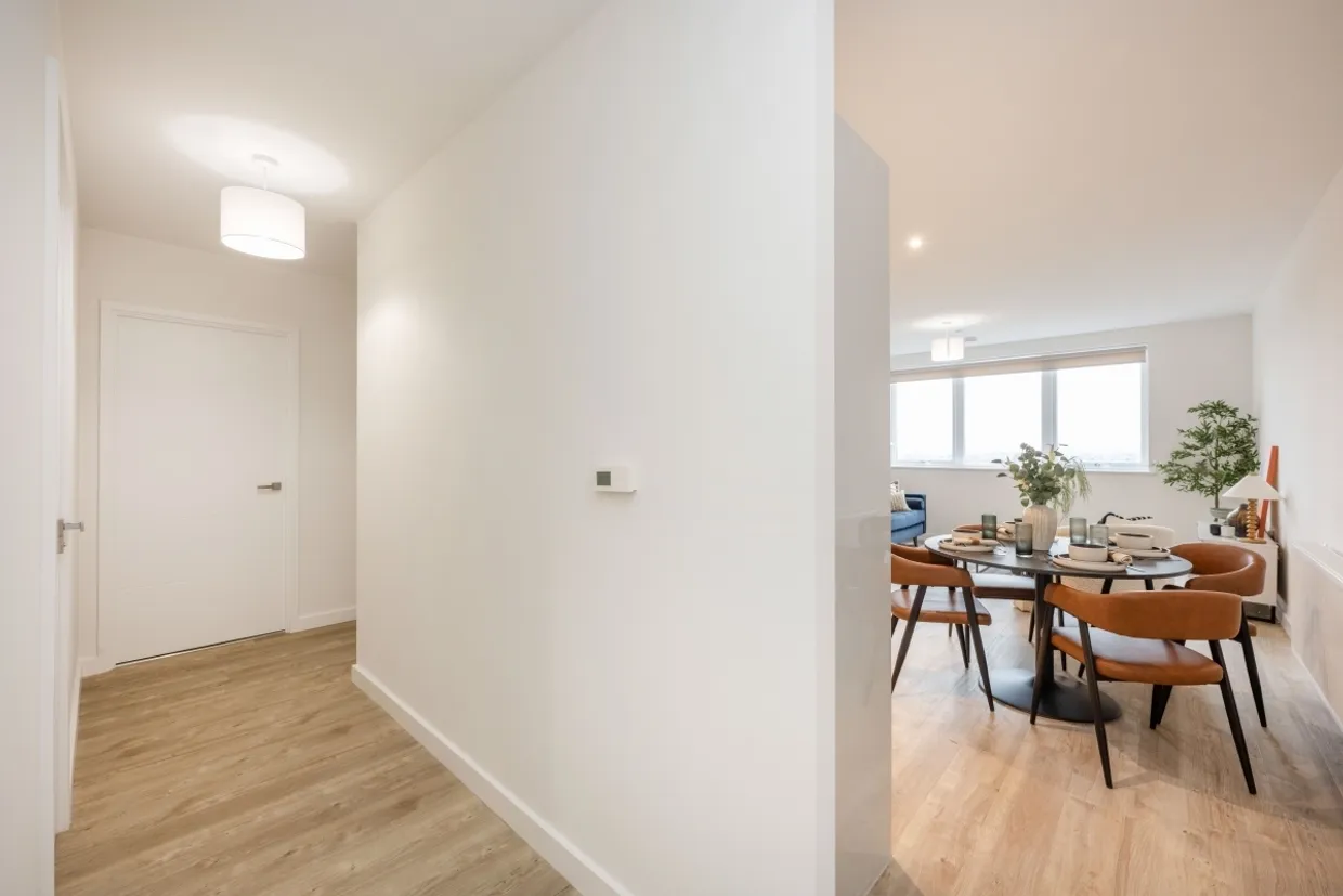 Elmsleigh Road Staines TW18 photo 9