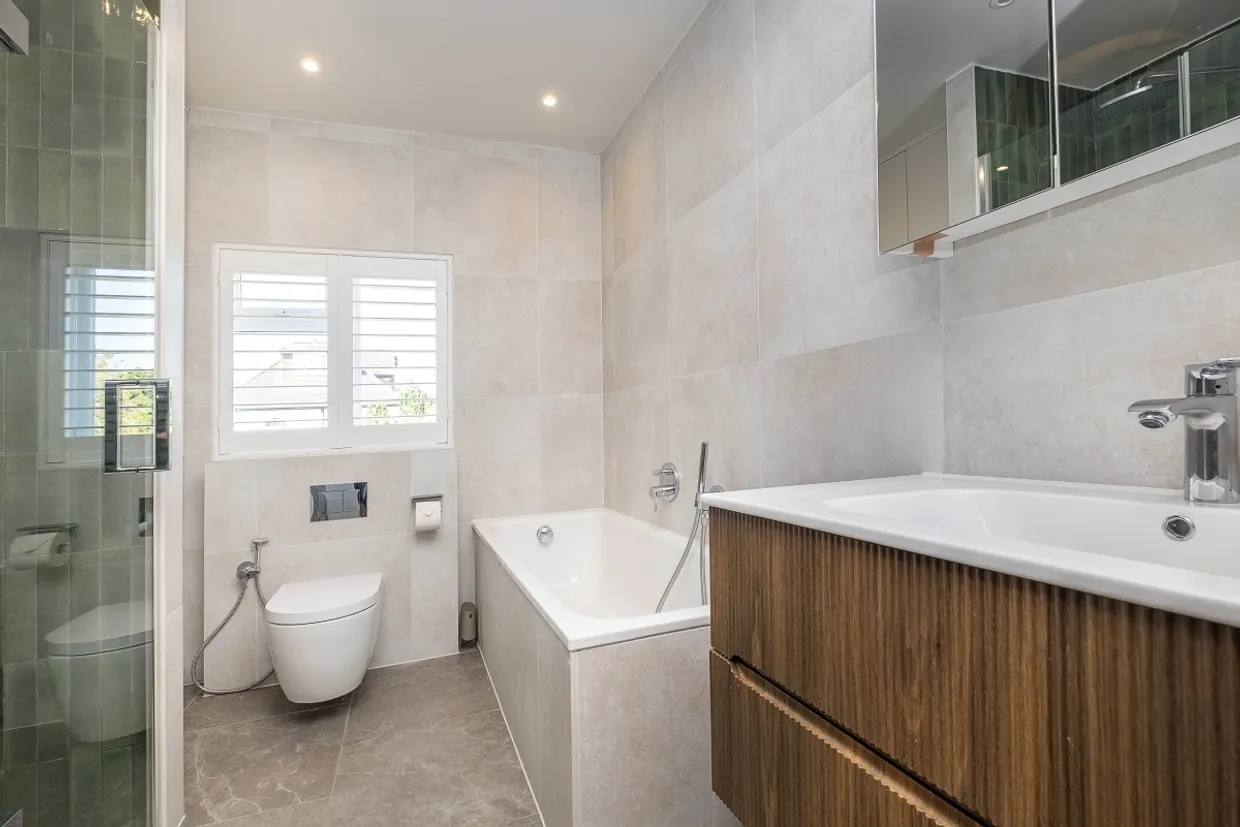 Dickerage Road Kingston Upon Thames KT1 photo 14
