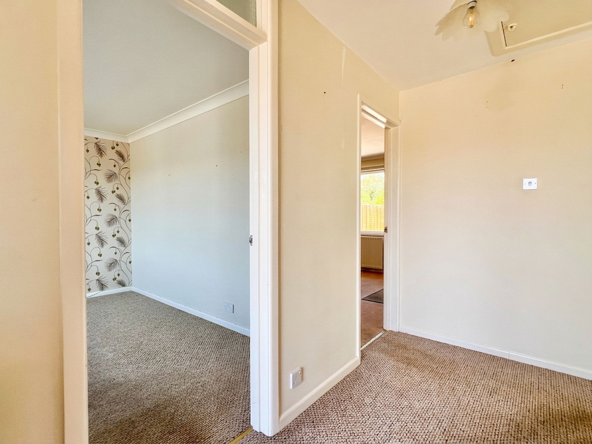 Sylvan Way, Monkton Heathfield, TA2 Image 6