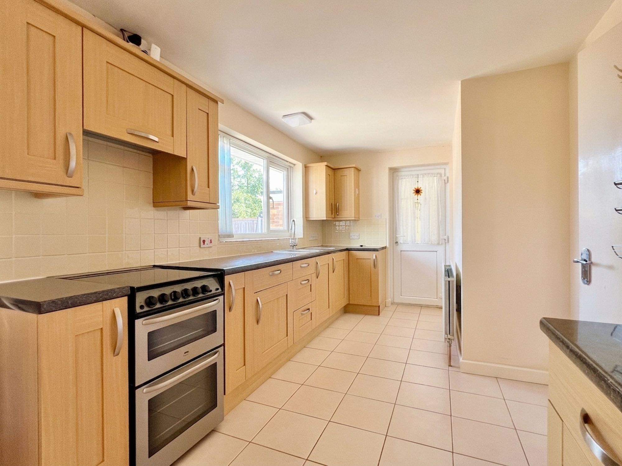 Sylvan Way, Monkton Heathfield, TA2 Image 8