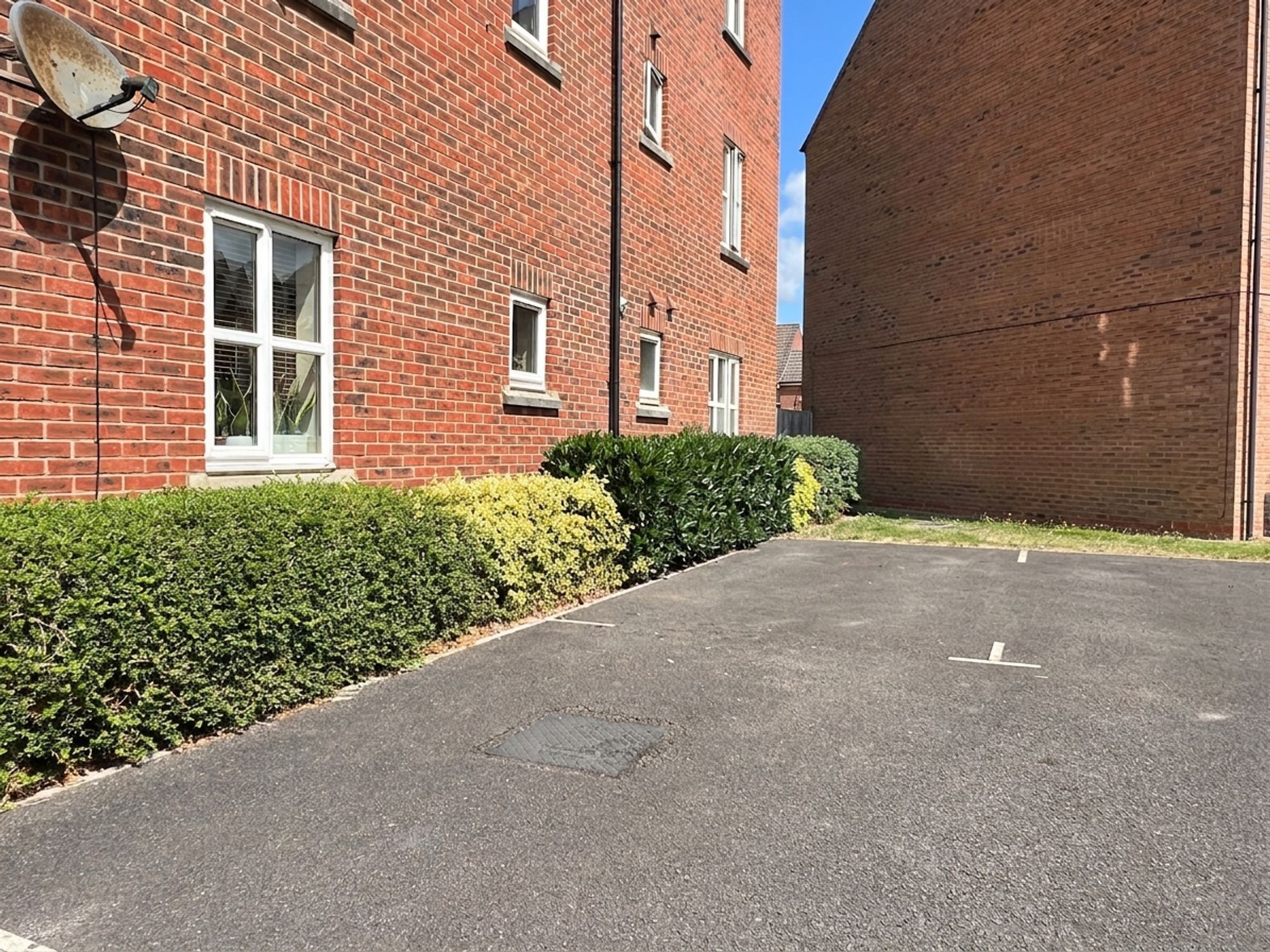Massingham Park, Taunton, TA2 Image 11