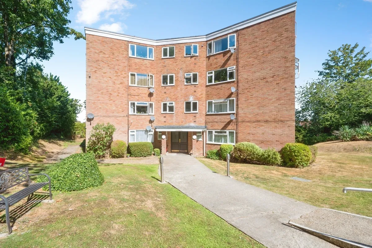 Runnymede Court, West End, Southampton