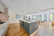 Meadow Walk, Harpenden, AL5 photo 3