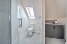 Meadow Walk, Harpenden, AL5 photo 10