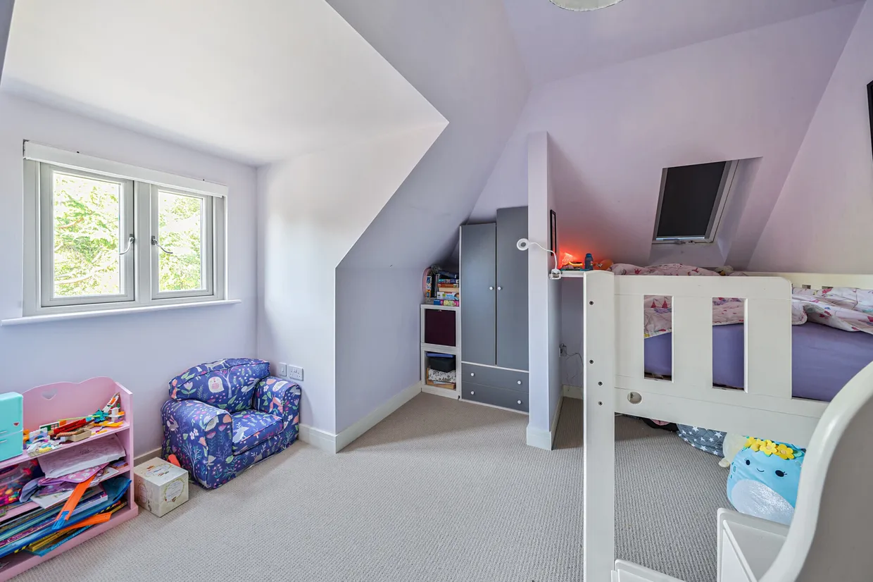 Meadow Walk, Harpenden, AL5 photo 14