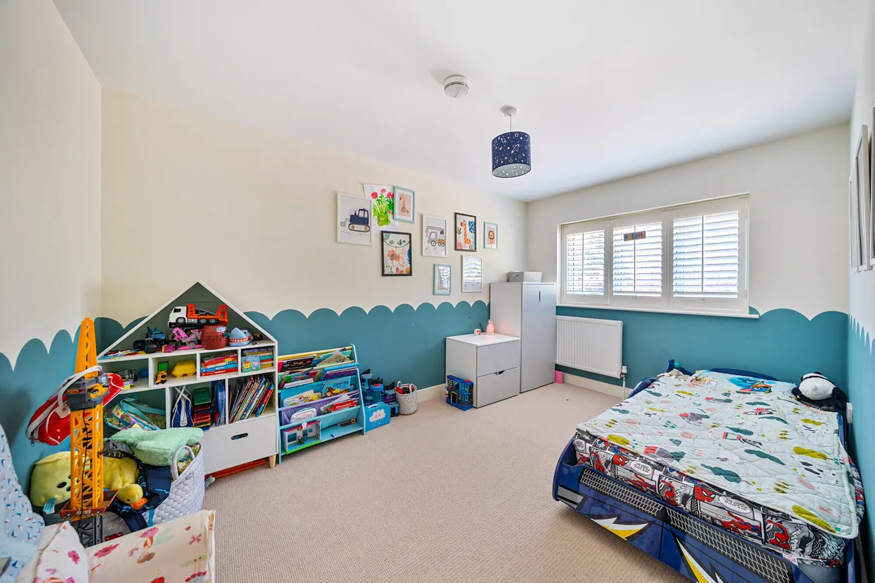 Meadow Walk, Harpenden, AL5 photo 17