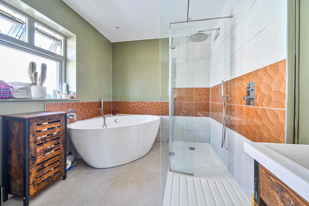 Meadow Walk, Harpenden, AL5 photo 23