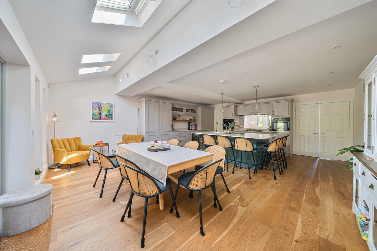 Meadow Walk, Harpenden, AL5 photo 24
