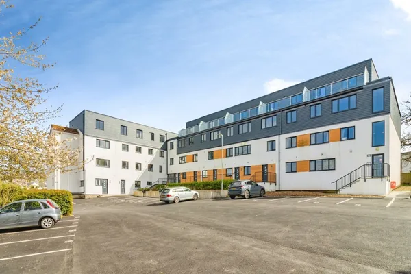 Parkers Close, Totnes, Devon, TQ9