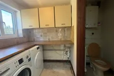 Hill View, Studley, CALNE