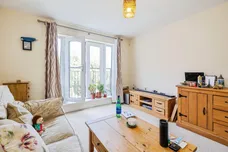Gabriel Crescent, Lincoln
