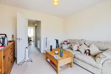 Gabriel Crescent, Lincoln